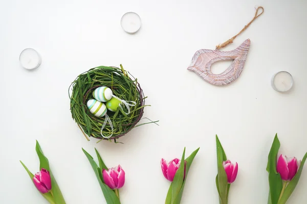 Ensemble de Pâques avec oiseau en bois 4 — Photo