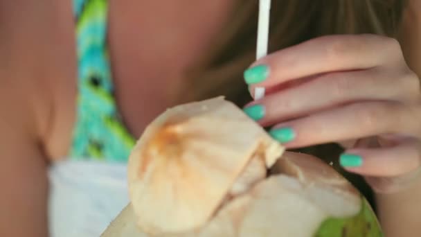 Attractive couple toasting with coconut, exotic vacations — Stock Video
