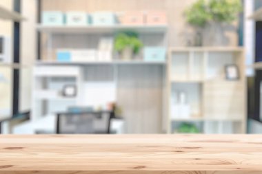 Ev içi ahşap masa alanı ev ürünleri reklam arka plan şablonu için.