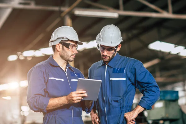 Engenheiro Trabalhador Amigo Pessoal Equipe Trabalho Discussão Ajudar Apoiar Juntos — Fotografia de Stock