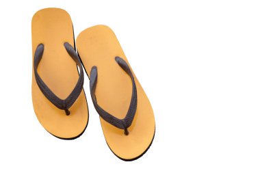 Terlik ya da sade Tayland tarzı sandaletler beyaz arka planda izole edilmiş lastik ayakkabılar..