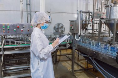 konserve endüstrisi hijyen işçisi konserve fabrikası kontrol listesi, hijyen müfettişi ekibi.