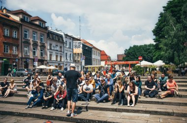 Krakow, Polonya - 27 Haziran 2015: Krakow ücretsiz yürüyüş turu