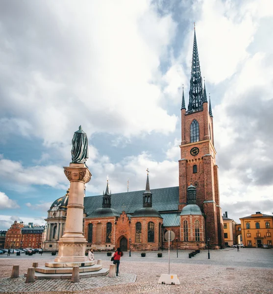 Iglesia Riddarholmskyrkan en el día soleado en Estocolmo, Suecia — Foto de Stock