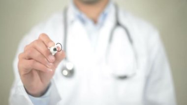 Online terapi, şeffaf ekranda yazma doktor