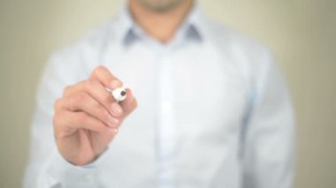 Alzheimer hastalığı, şeffaf ekranda yazma adam