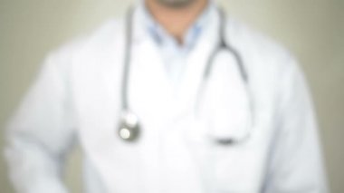 Tıp, şeffaf ekranda yazma doktor