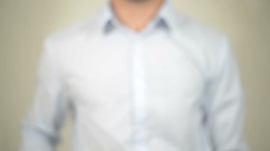 Bir Uzmana Sor, Şeffaf Ekranda Yazan Adam