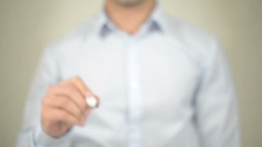 Endüstriyel Büyüme, Saydam Ekranda Yazan Adam
