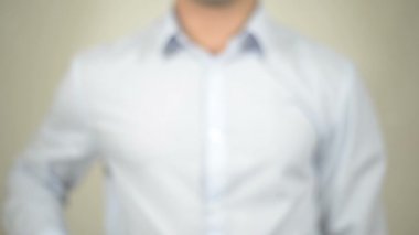 Akıllı, Saydam Ekranda Yazan Adam