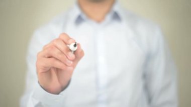 Etkili iletişim, şeffaf ekranda yazma adam
