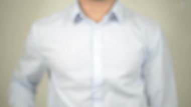 Sınavlar, Saydam Ekranda Yazan Adam