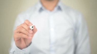 Daha seviyor, şeffaf ekranda yazma adam olsun