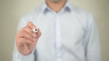 Web Tutorials, şeffaf ekranda yazma adam