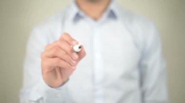 Şeffaf ekranda yazma online mağaza adam