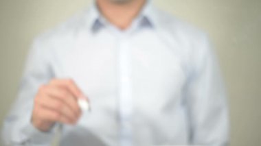 Çizim, şeffaf ekranda yazma adam