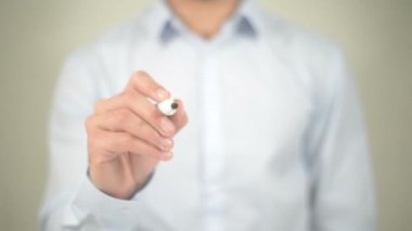 Çevrimiçi destek, şeffaf ekranda yazma adam