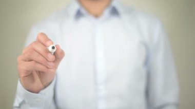 İletişim App, şeffaf duvarda yazılı