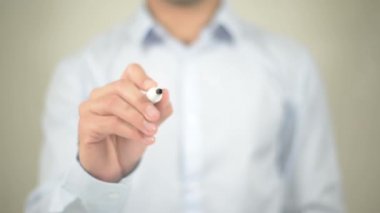 Your Story, şeffaf duvarda yazılı adam paylaşmak
