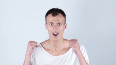 kötü haber, Hacked hesap alma şok üzgün adam. , online kumar