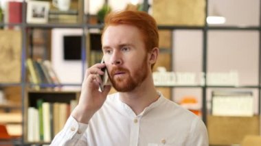 Dövüş, telefon, sorun bağırıyor agresif sinirli adam