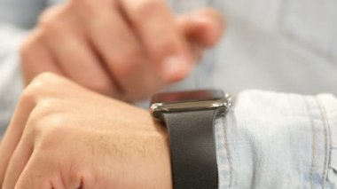 Smartwatch, yakın kullanan kişi
