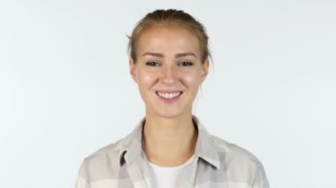 Gülümseyen kadın öğrenci kız, tasarımcı, beyaz arka plan portresi