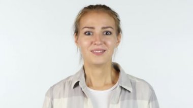 Sürpriz, mutlu güzel kız, beyaz arka plan portresi hayran