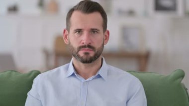 Genç Adam Evde Şok Oldu 