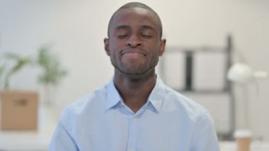 Evet 'in Portresi. Yazan: Afrikalı Kafa Sarsıcı