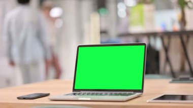 Masada Yeşil Krom Anahtar Ekranı ile Laptop Aç, Kapat 