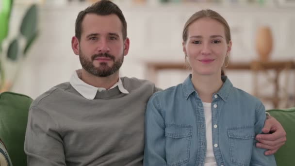 Happy Couple Smiling at the Camera, Home — Stock Video