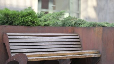 Boş Benç Ofis Tavan arası Binası