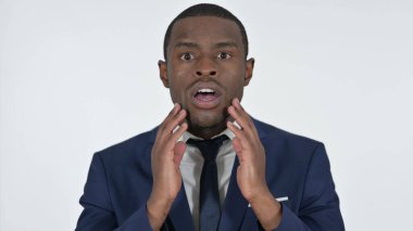 Şok İfadesi Beyaz Geçmişli Afrikalı İşadamı