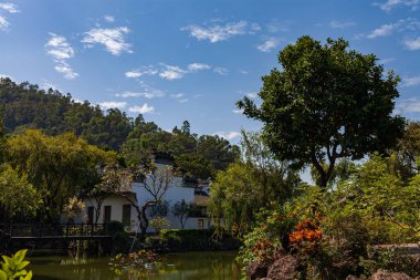 Çin Geleneksel Bahçeleri ve Antik Binalar, Doğu Asya Seyahati.
