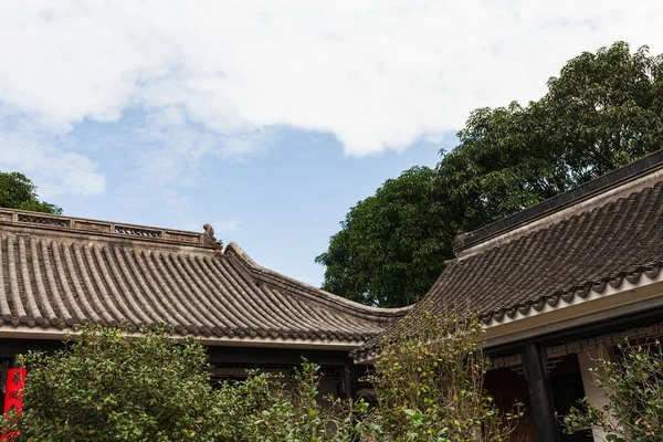 Čínské Starověké Budovy Dům Pod Modrým Nebem — Stock fotografie