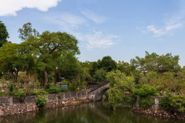 Çin Geleneksel Bahçeleri ve Antik Binalar, Doğu Asya Seyahati.