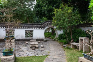 Çin Geleneksel Bahçeleri ve Antik Binalar, Doğu Asya Seyahati.