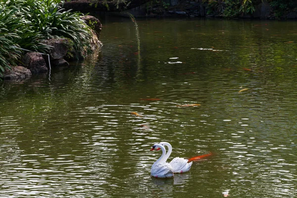 Çin Geleneksel Bahçeleri ve Antik Binalar, Doğu Asya Seyahati.