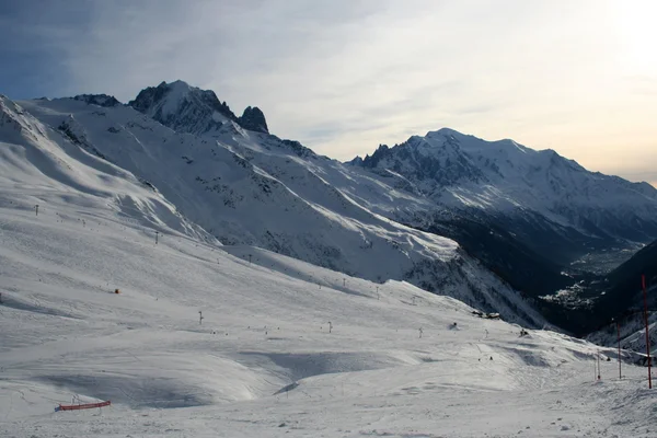 Mont Blanc y Chamonix, vista panorámica de la montaña . —  Fotos de Stock