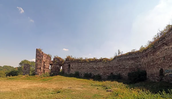 Ruínas do castelo de Buchach — Fotografia de Stock