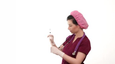 Hemşire ile enjektör