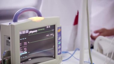 Hastaların ekg monitör