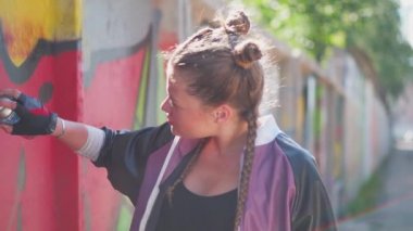 graffiti duvar, boya püskürtme girlinfron