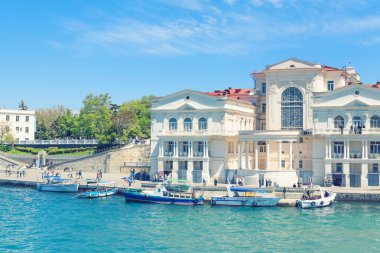 Sevastopol topçu koyda