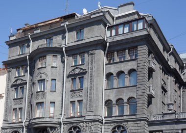 Sıra dışı tasarımı ile bina konut