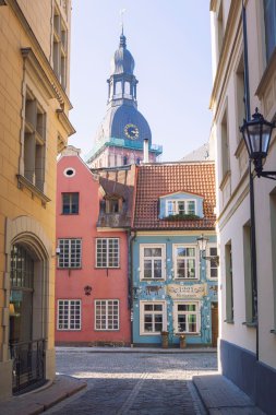 Riga'da renkli binalar