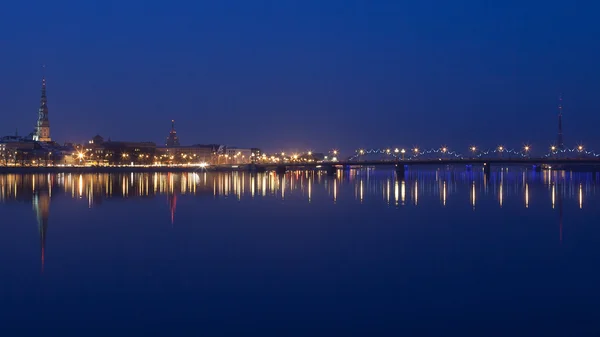 Vista nocturna de Riga —  Fotos de Stock