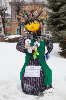 Krep hafta için büyük bez bebek