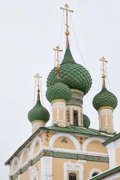 Dôme de l'église orthodoxe — Photo